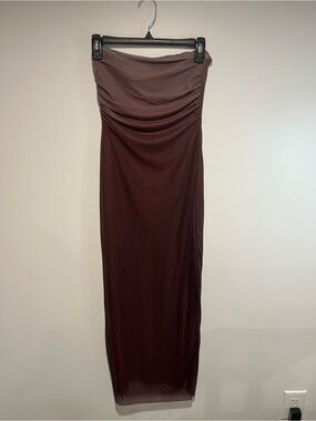 Endless Moon Ombré Dusty Mauve Strapless Ruched Midi Dress